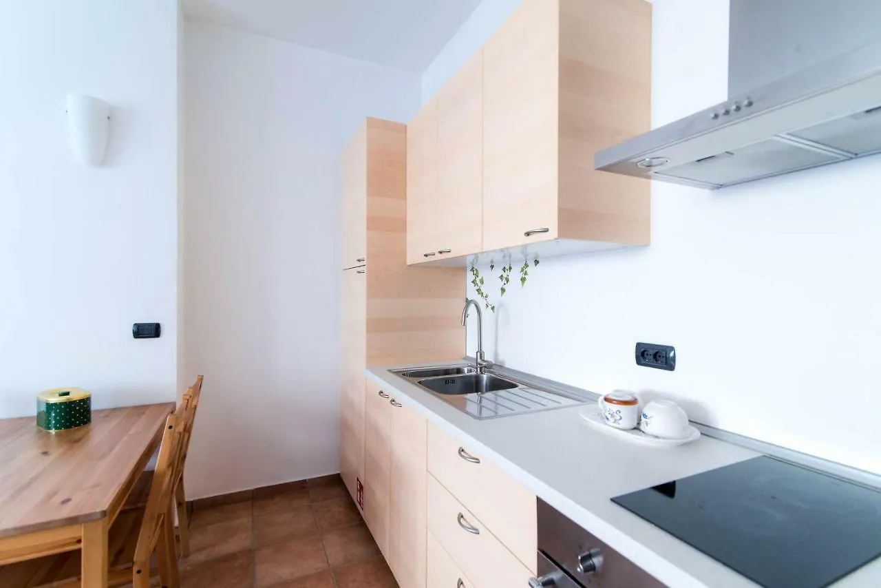 Al Piccolo Molo Apartment Como Italy