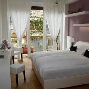 La Rondine Апартаменты