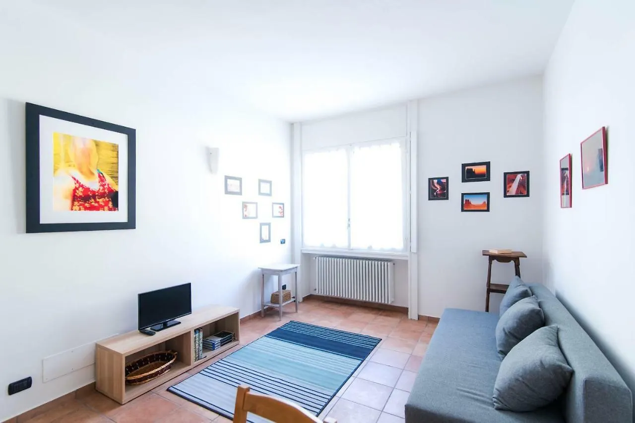 Al Piccolo Molo Apartment Como Italy